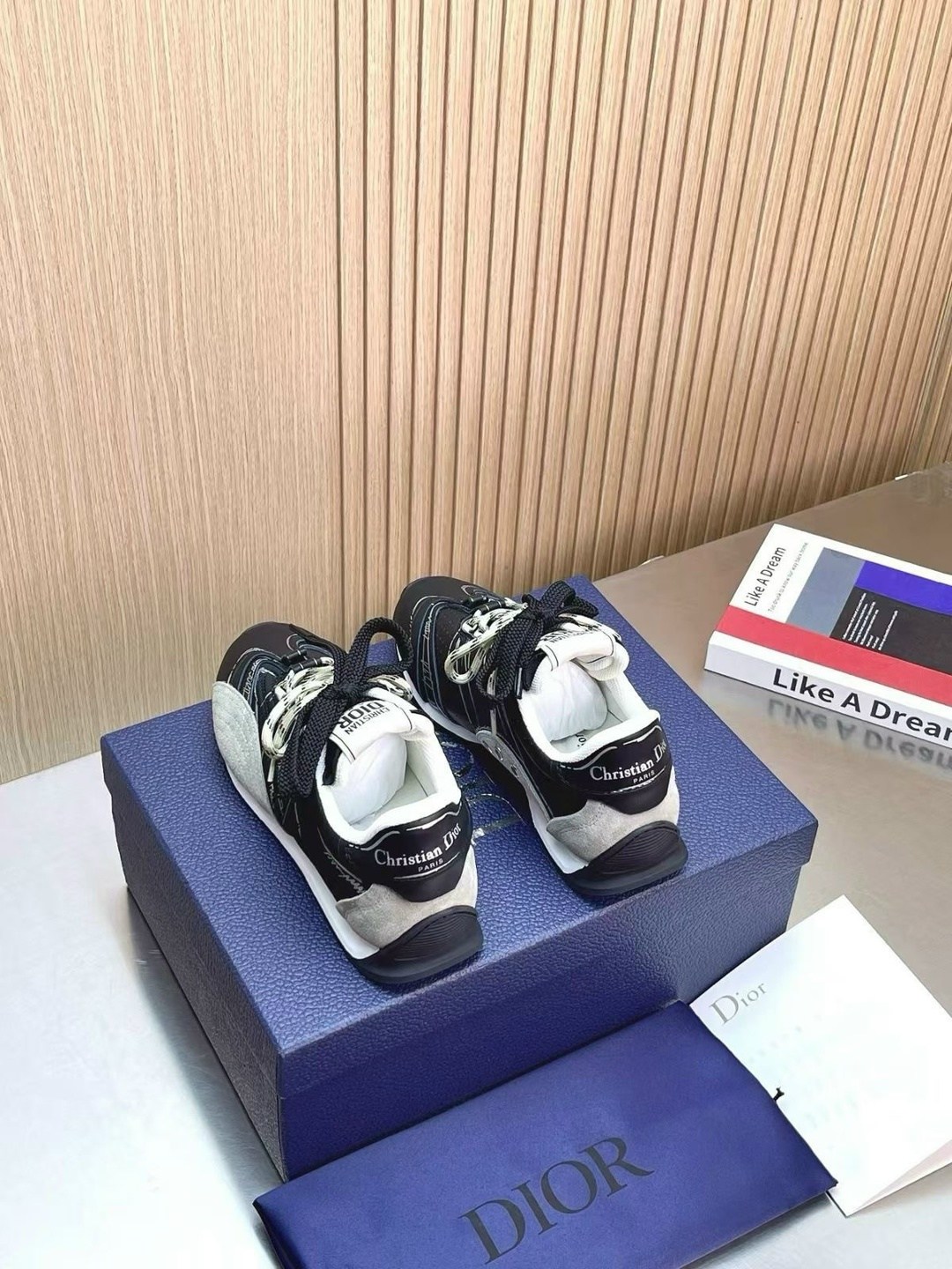 кроссовки christian dior,dior кроссовки мужские,dior кроссовки,кроссовки,диор кроссовки