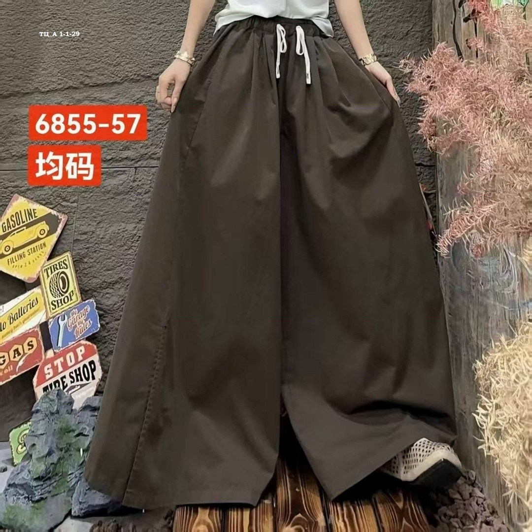 широкие брюки,брюки с широкими штанинами,женские широкие брюки,широкие свободные брюки,брюки свободного покроя