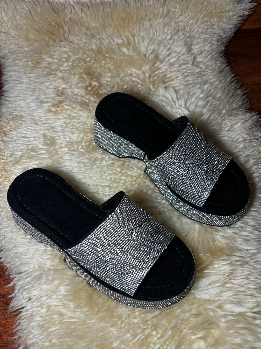 шлепки со стразами,,шлепанцы стразы,шлепанцы женские,женские шлепки