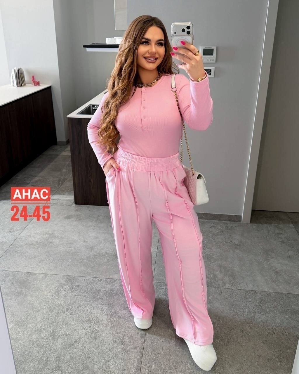 женские широкие брюки,брюки женские с широкими штанинами,брюки с широкими штанинами,брюки женские велюровые с широкими штанинами,брюки женские свободные с широкими штанинами