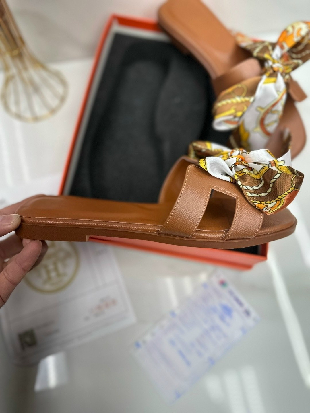 ,шлепки гермес женские 2026,шлепки hermes женские,шлепанцы женские,шлепки гермес женские черные