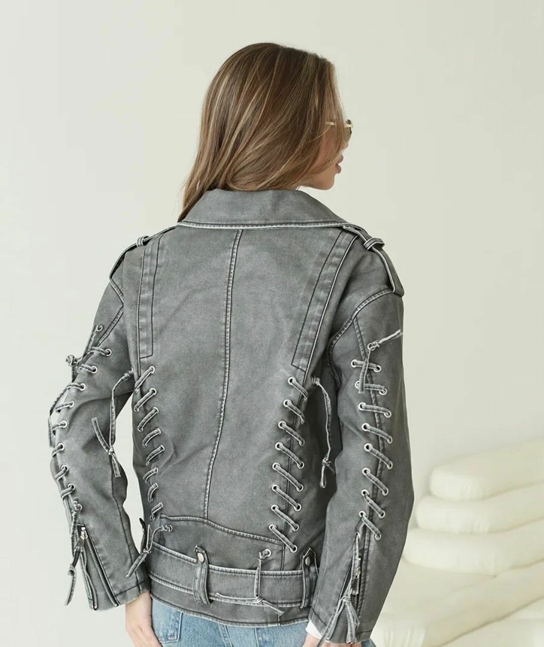 куртка косуха,кожаная куртка косуха,кожаная куртка женская косуха,косуха со шнуровкой,косуха женская куртка кожаная oversize