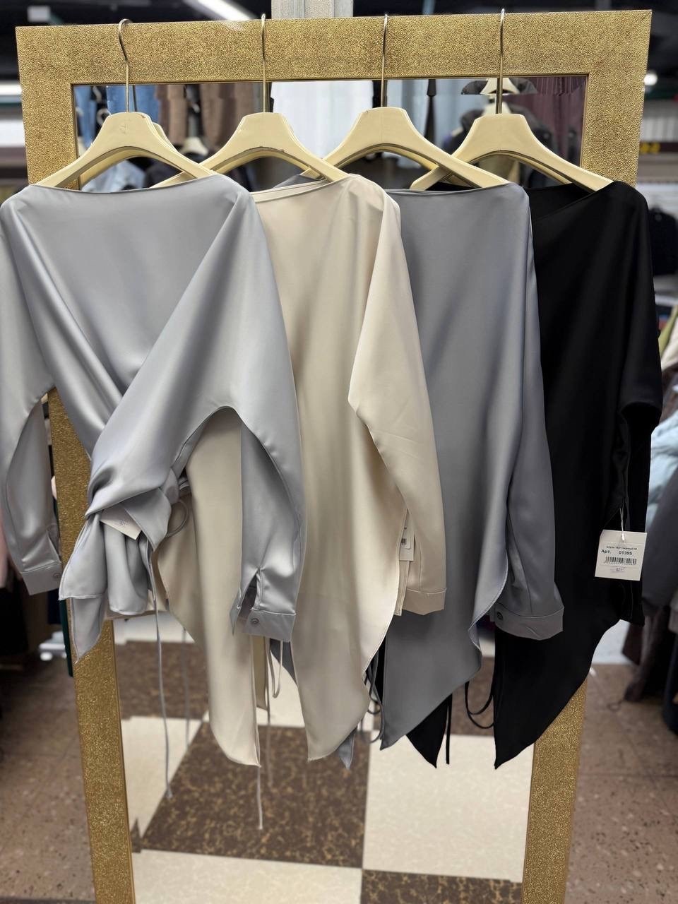 satin tuck blouse by boutique,стильная блузка,блузка модная,блуза со складками,блуза