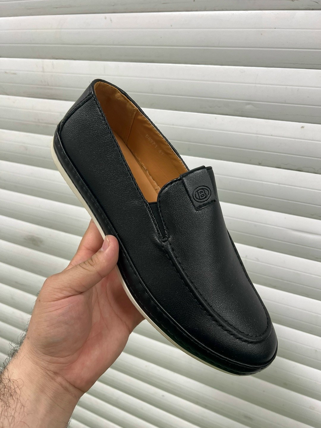 ,лоферы мужские,лоферы мужские loro piana,кожаные лоферы,туфли мужские