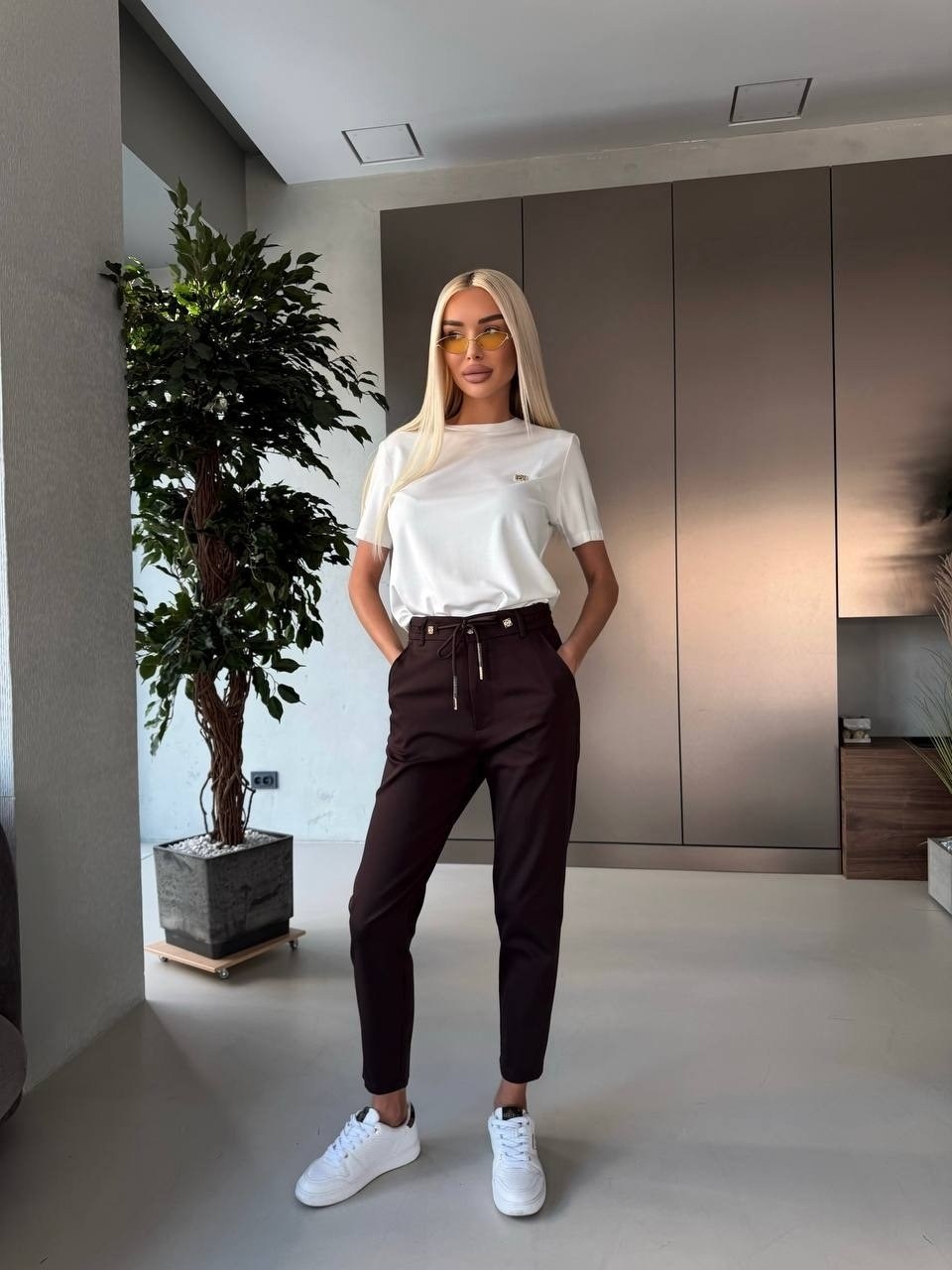 женские брюки,брюки классические,брюки женские повседневные,брюки женские из экокожи,брюки женские коричневые