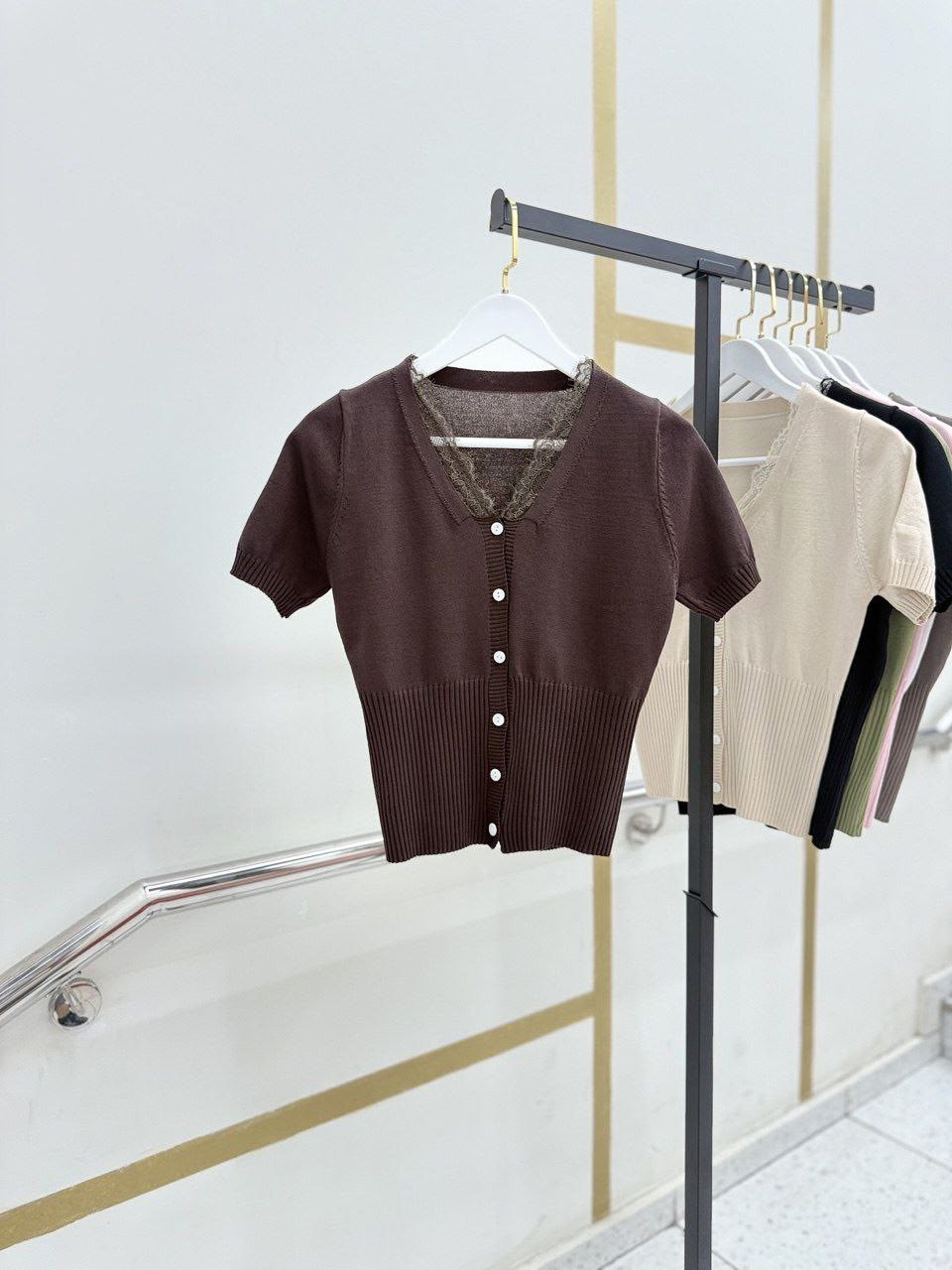 женская кофта,кофта кардиган,коричневый кардиган,кардиган с коротким рукавом,кардиган короткий