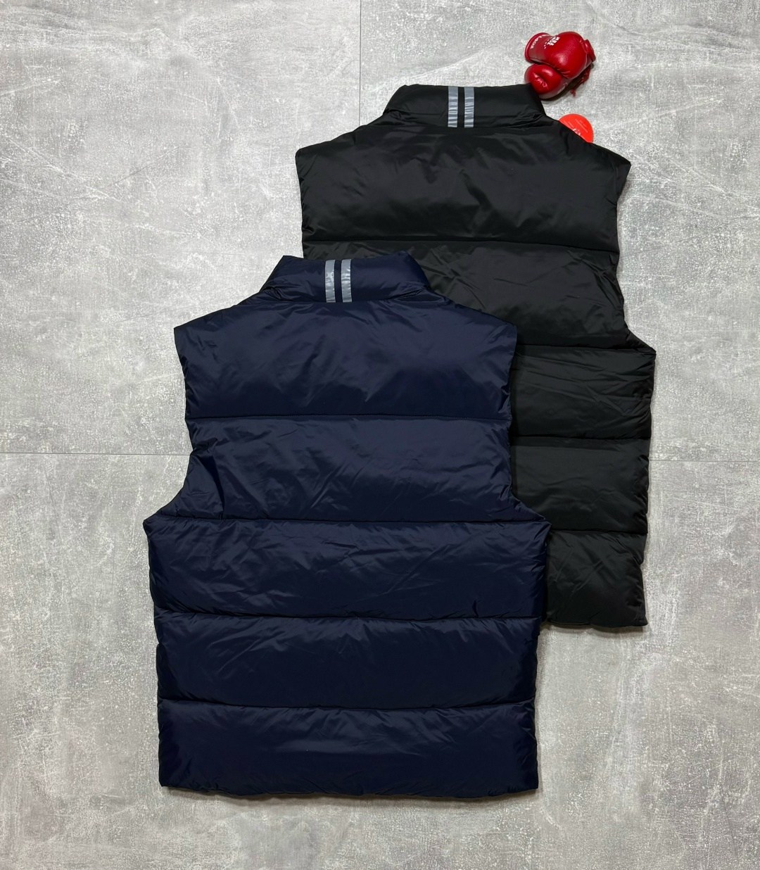 жилет canada goose,жилет canada goose мужской синий,жилет canada goose мужской,пуховой жилет,canada goose мужской тёмно-синий жилет garson vest