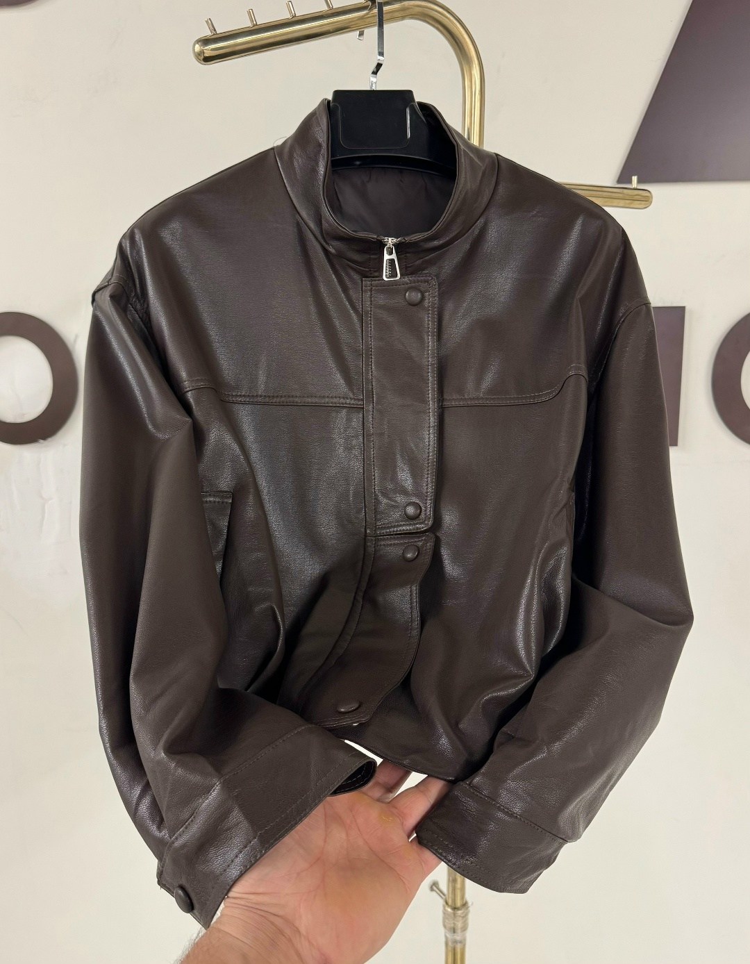 кожаная куртка,кожаная куртка brunello cucinelli,куртка женская кожаная,куртка модная,куртка бомбер