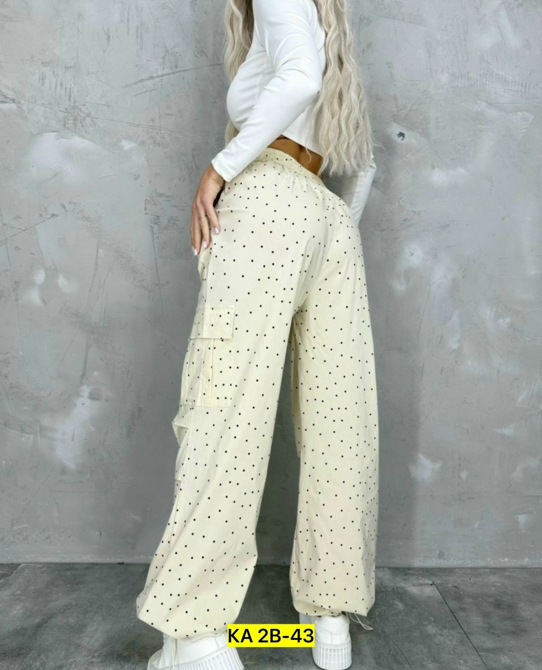 женские брюки,брюки джинсы,женские джинсы и брюки,брюки штаны,брюки светлые