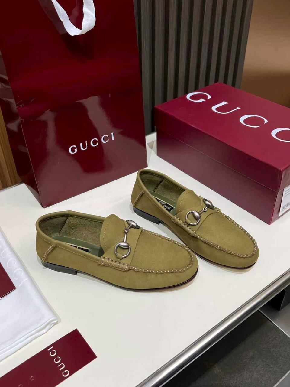 лоферы женские,лоферы закрытые,женские мокасины,женская ,зеленые лоферы