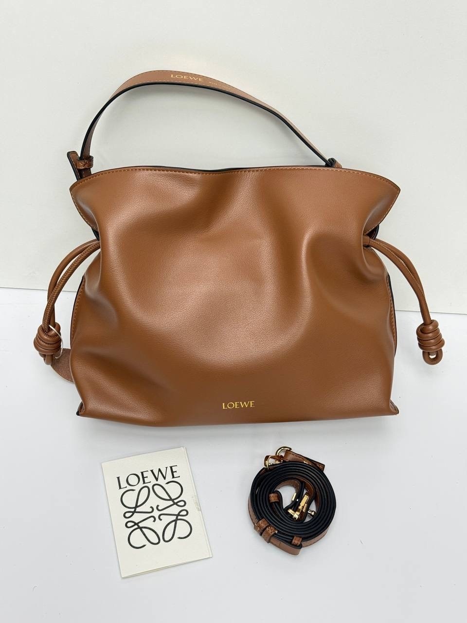 сумка loewe,женская сумка loewe,сумка женская loewe натуральная кожа,сумка,loewe сумка на плечо мешок