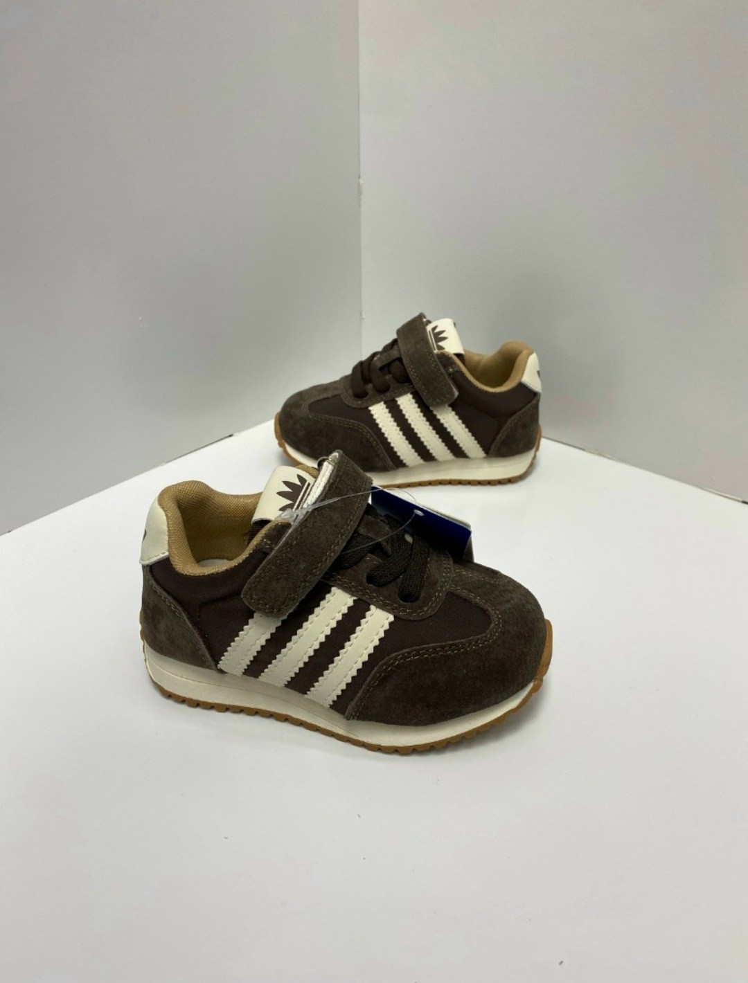 детские кроссовки adidas,,детские кроссовки,кроссовка детская,кроссовки детские спортивные