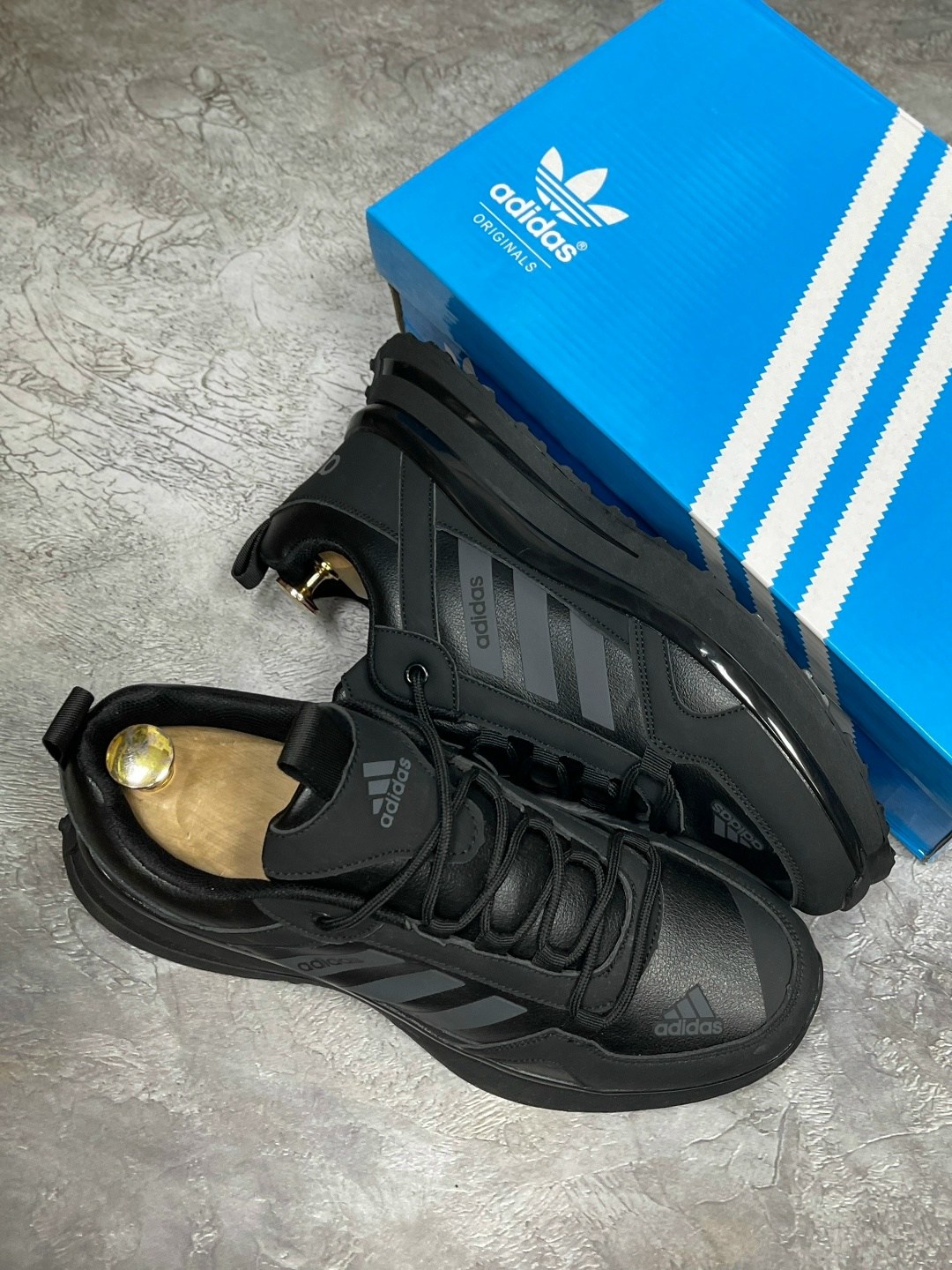 кроссовки adidas мужские,кроссовки adidas,кроссовки зимние adidas,кроссовки зимние adidas daroga,кроссовка мужской
