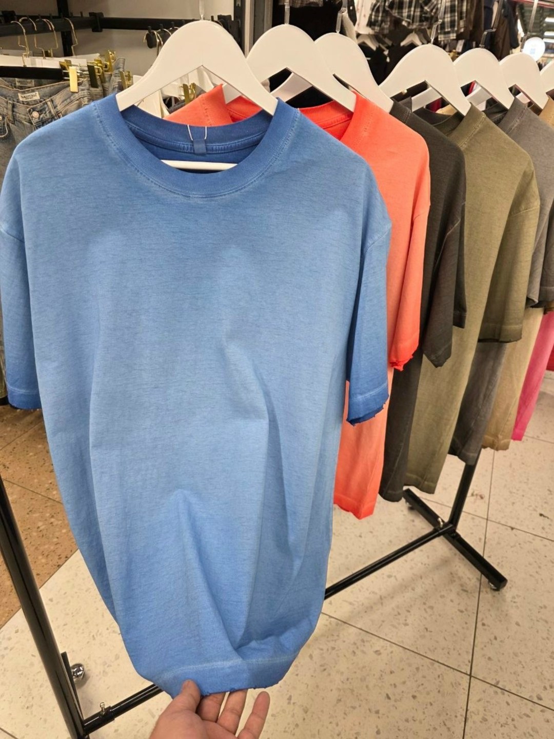 мужская футболка,бежевая футболка,футболка,футболки оверсайз,футболка базовая