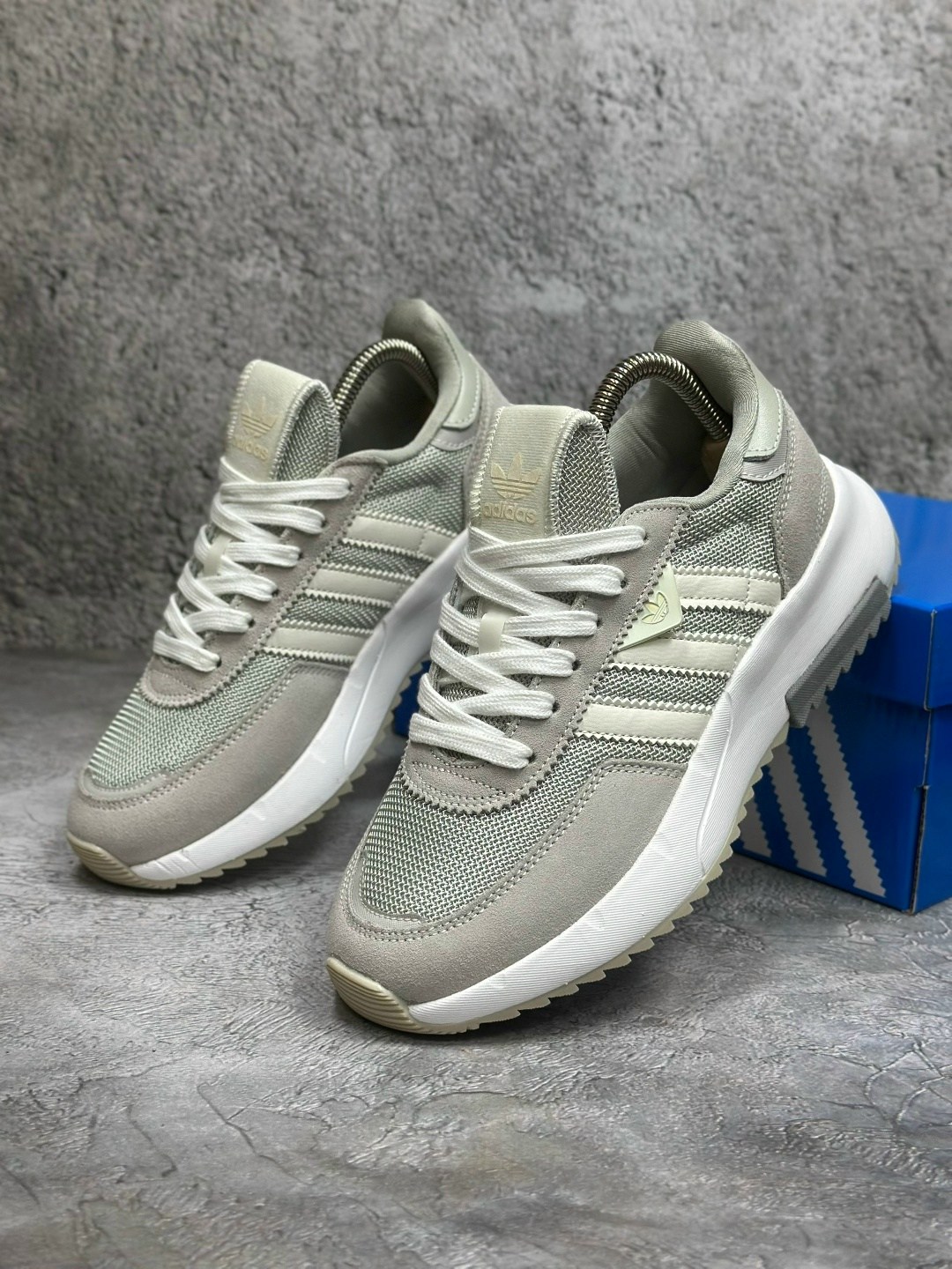 кроссовки adidas,кроссовки женские adidas,кроссовки adidas retropy,мужские кроссовки adidas,кроссовки adidas retropy e 5