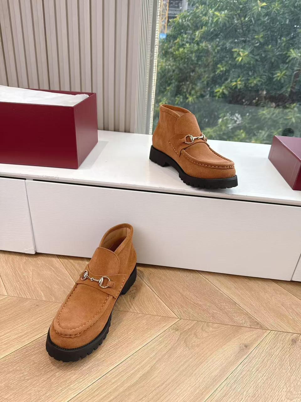 camel coat outfit,образы с бежевым пальто,модное пальто,модный образ с пальто,camel coat outfit casual