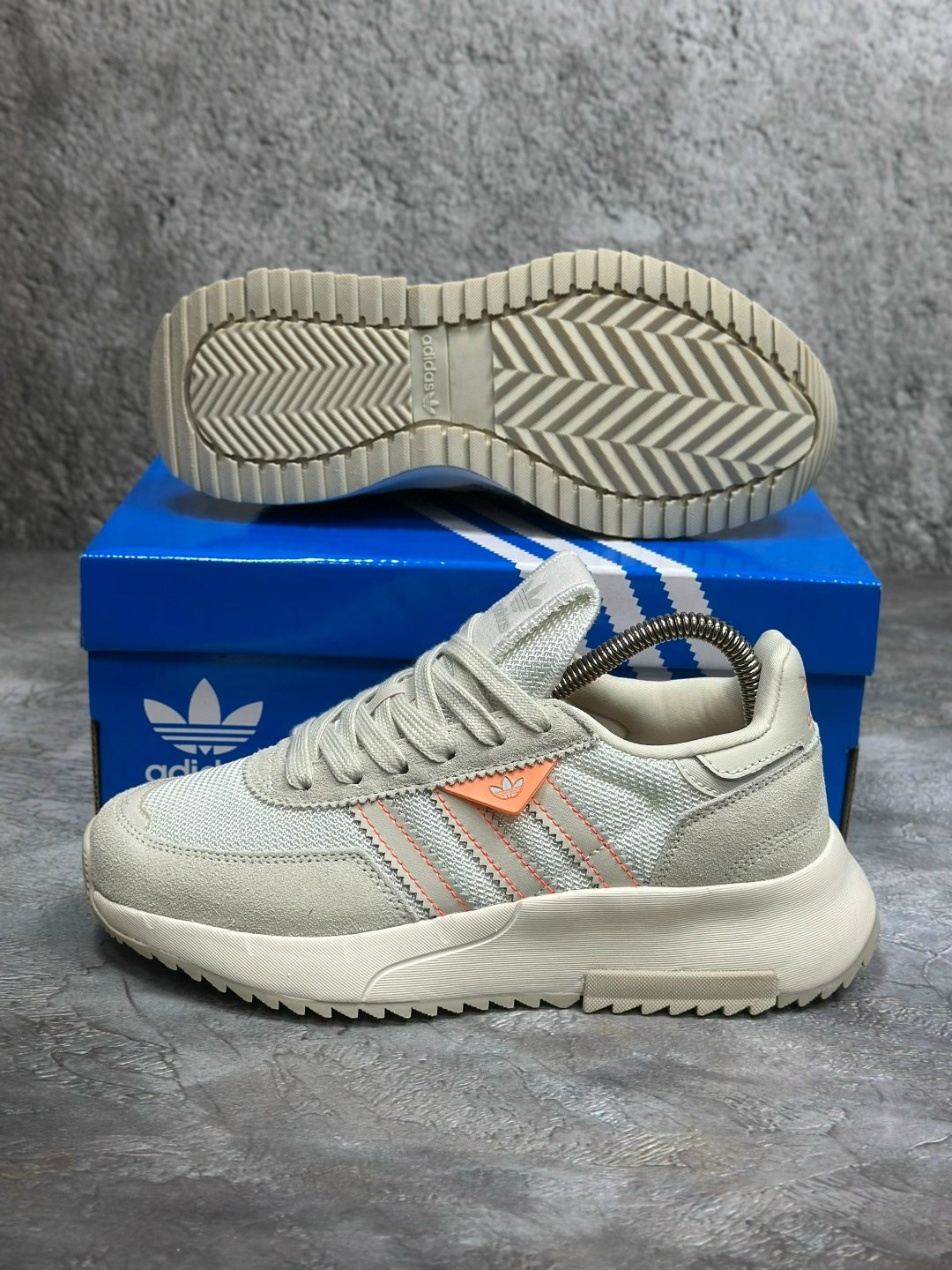 кроссовки женские adidas,кроссовки adidas,кроссовки adidas retropy,кроссовки adidas retropy e 5,кроссовки мужские adidas