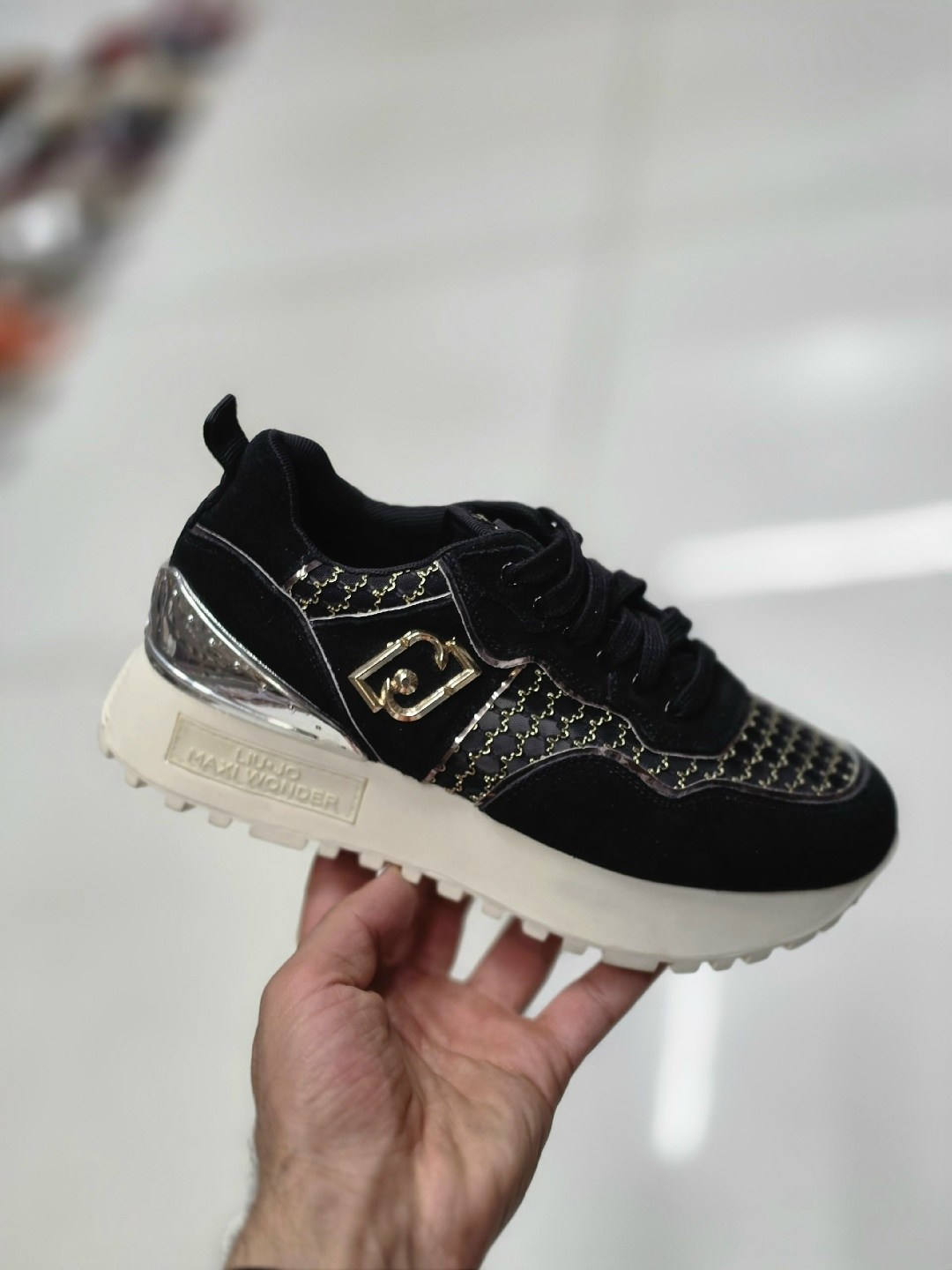 ,кроссовки женскиe,кроссовки женские liu jo,кроссовки liu jo,кроссовки для женщин