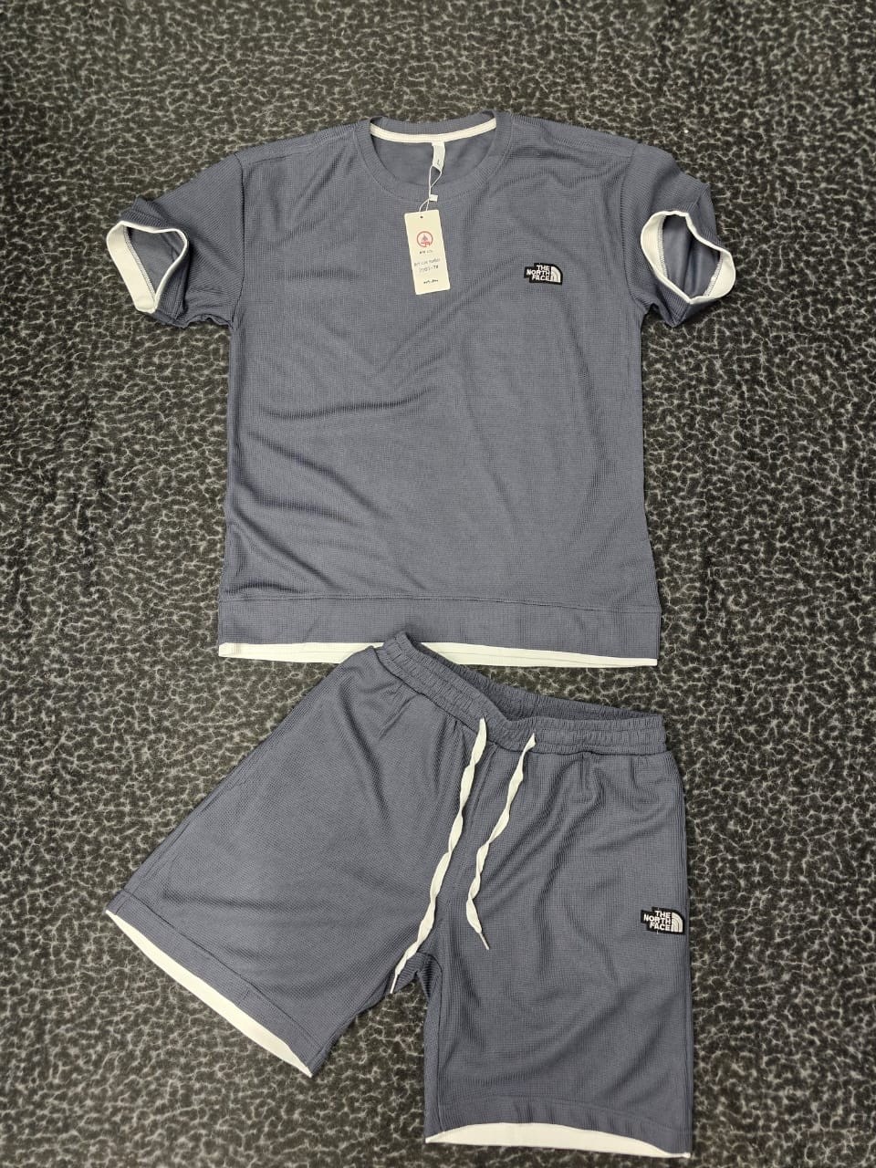 костюм мужской спортивный с шортами,летний спортивный костюм с футболкой и шортами,костюм спортивный мужской летний с шортами,мужской спортивный костюм с шортами и футболкой,спортивные костюм с шортам