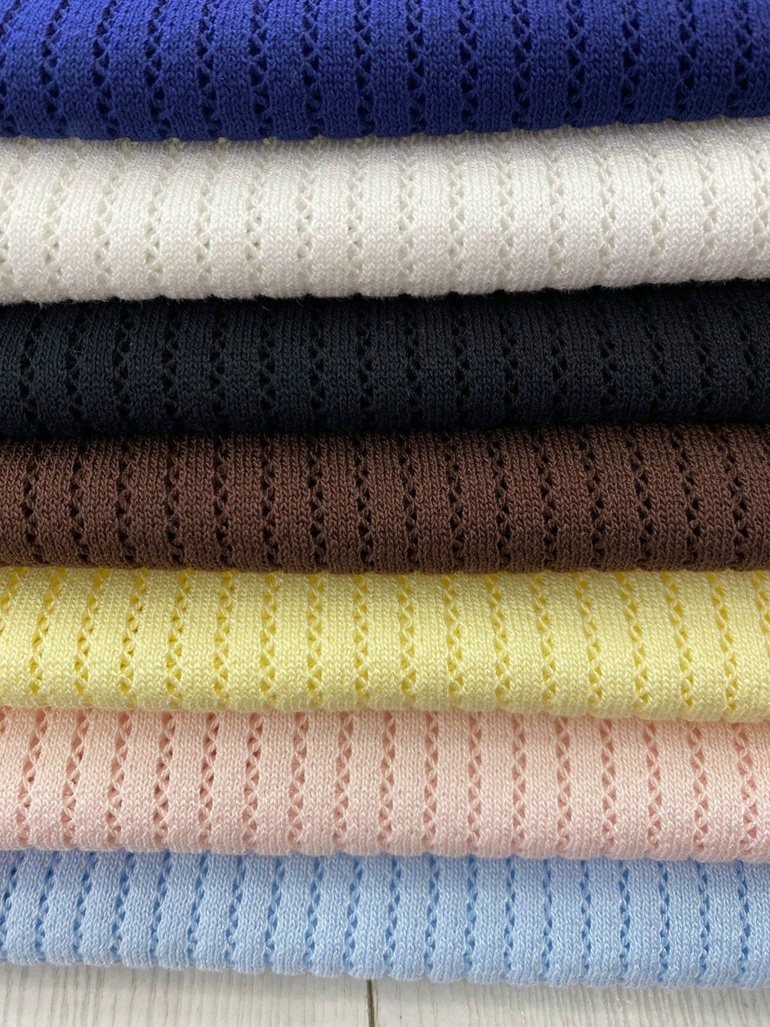 кофточки,кофта женская,кофточка на замке,вязаная футболка поло на пуговицах kosheleva 365142408,кофта поло с пуговицей