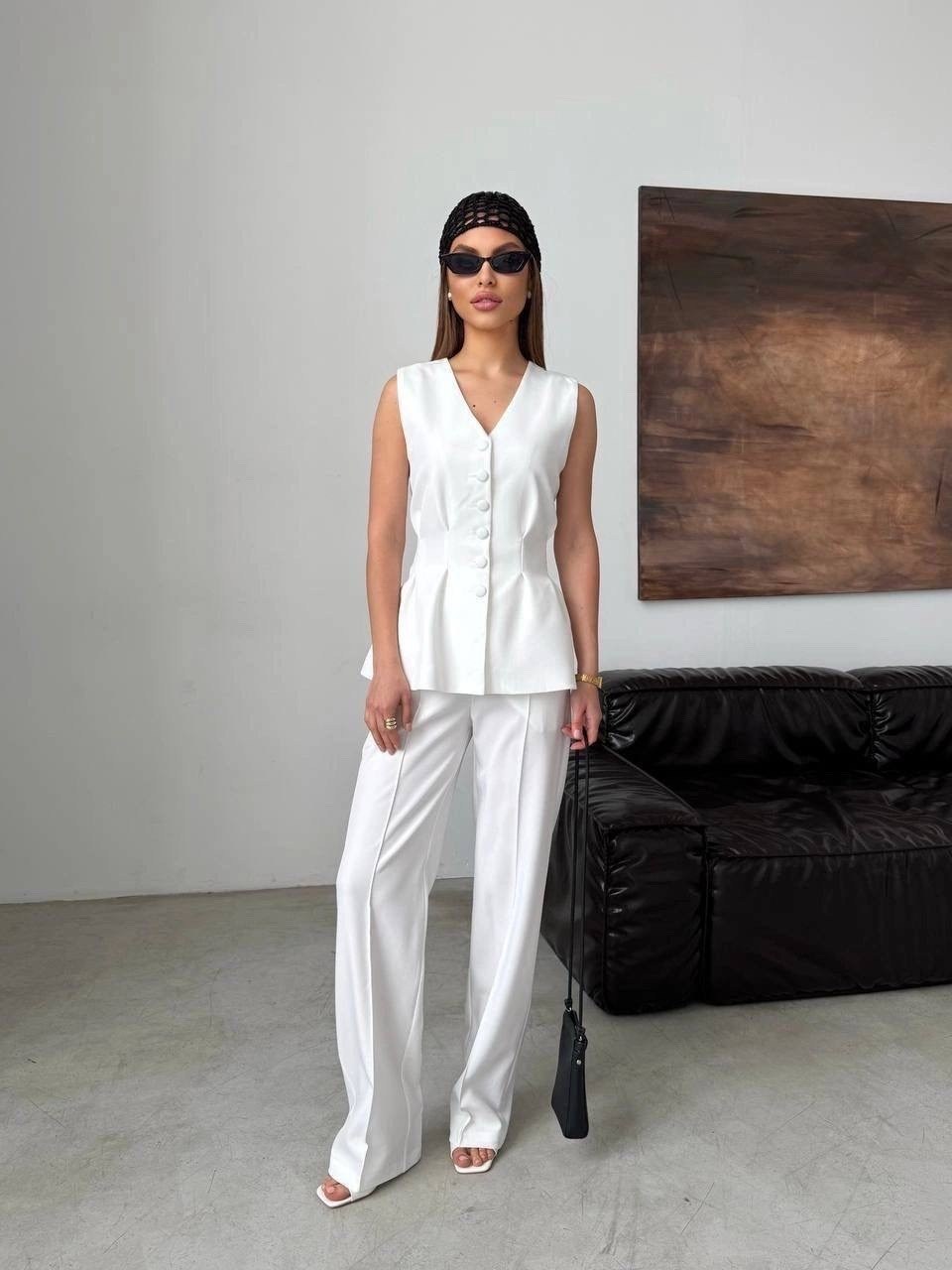 летний женский брючный костюм с жилетом,брючный костюм с жилеткой,костюм брючный с жилетом,костюм желтый,летний брючный костюм