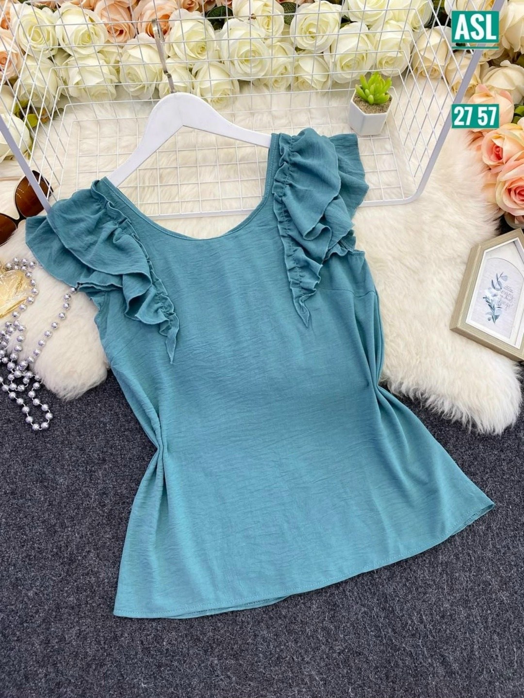 блузка с оборками,женская летняя блузка,блузка элегантная,стильная женская блузка,блузка для женщин