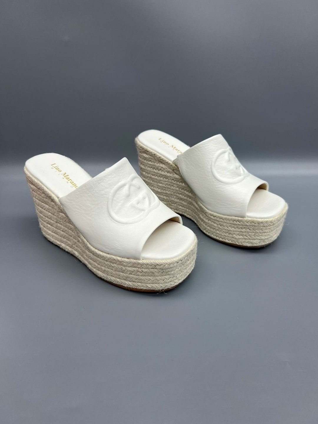 шлепки гуччи,босоножки гуччи женские 2026,шлепки шанель,женские шлепанцы,шлепки женские