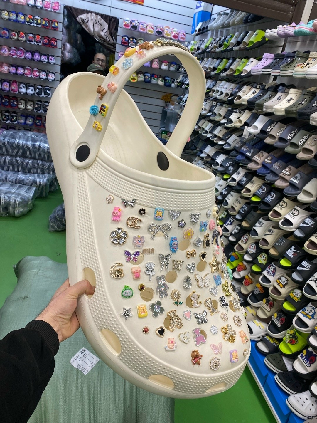 crocs jibbitz charms,украшение для обуви crocs,джибитсы украшение для сабо/crocs,кроксы с жемчужинами,украшения для кроксов