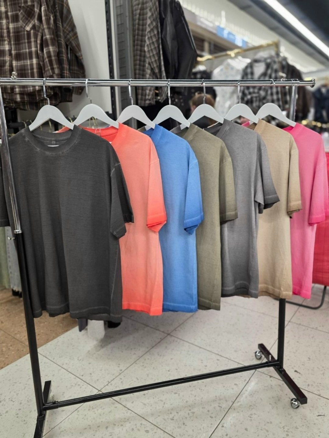 мужская футболка,бежевая футболка,футболка,футболки оверсайз,футболка базовая