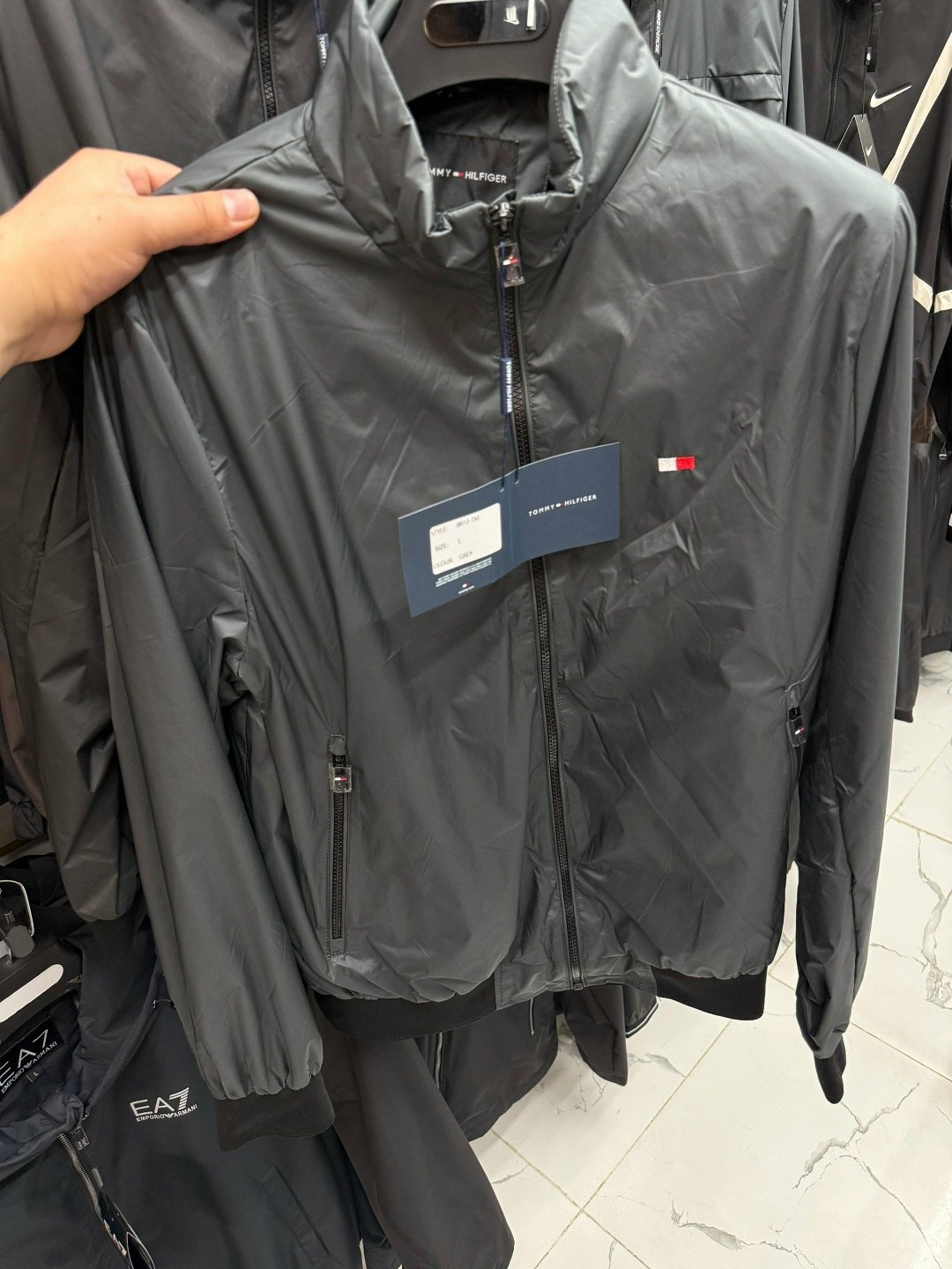 ветровка томми хилфигер мужские,куртка бомбер мужская томми хилфигер,ветровка tommy hilfiger мужская mw0mw05272,tommy hilfiger куртка мужская,ветровка tommy hilfiger ветровка