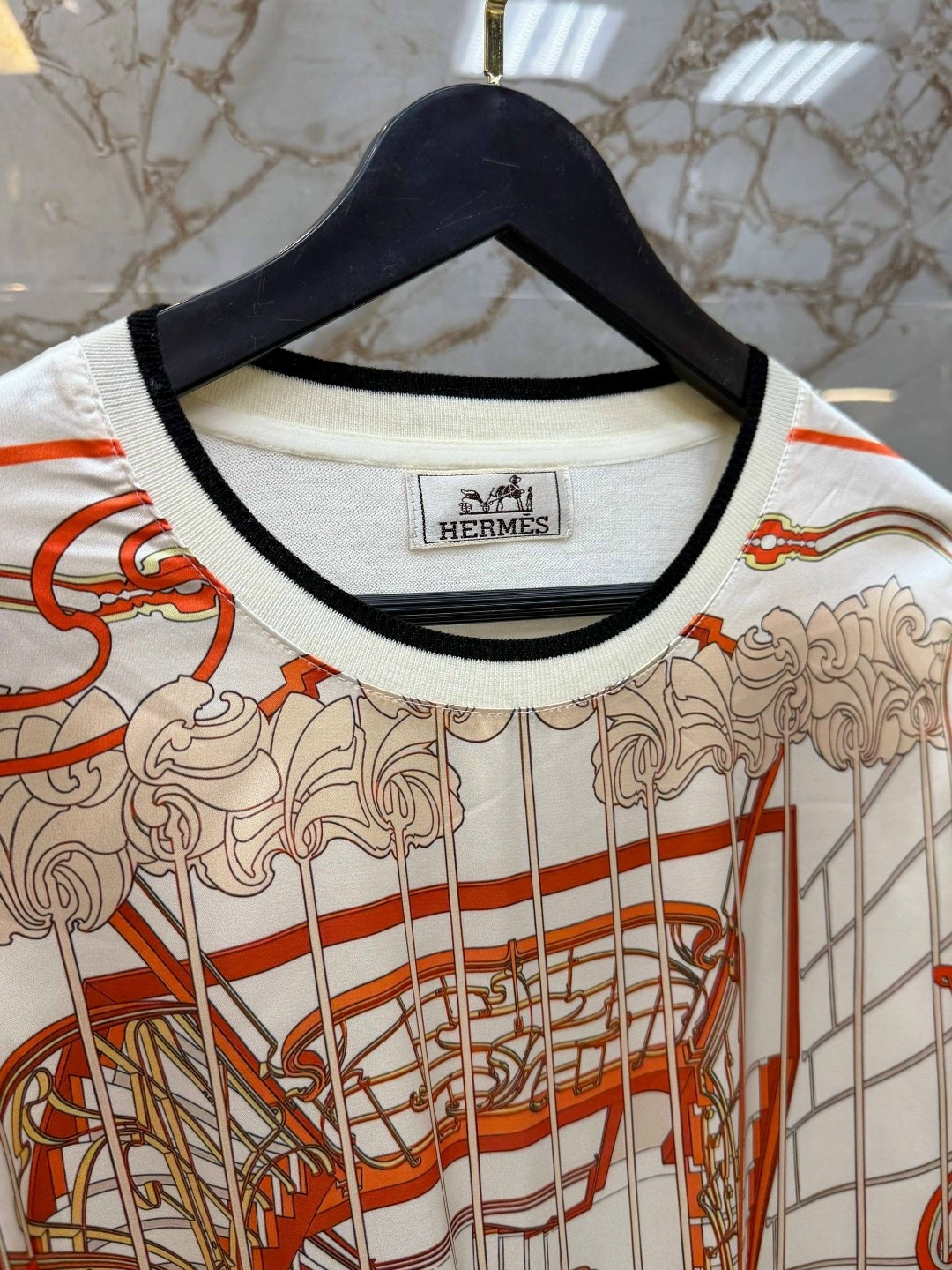 джемпер женский с принтом,свитера женские,свитер с принтом,кофта диор