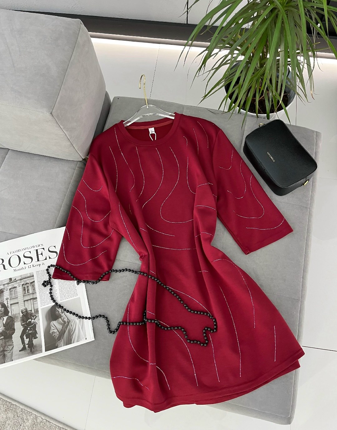 женская футболка,футболочка в стиле оверсайз,женская кофта,футболка женская оверсайз со стразами,футболка оверсайз со стразами