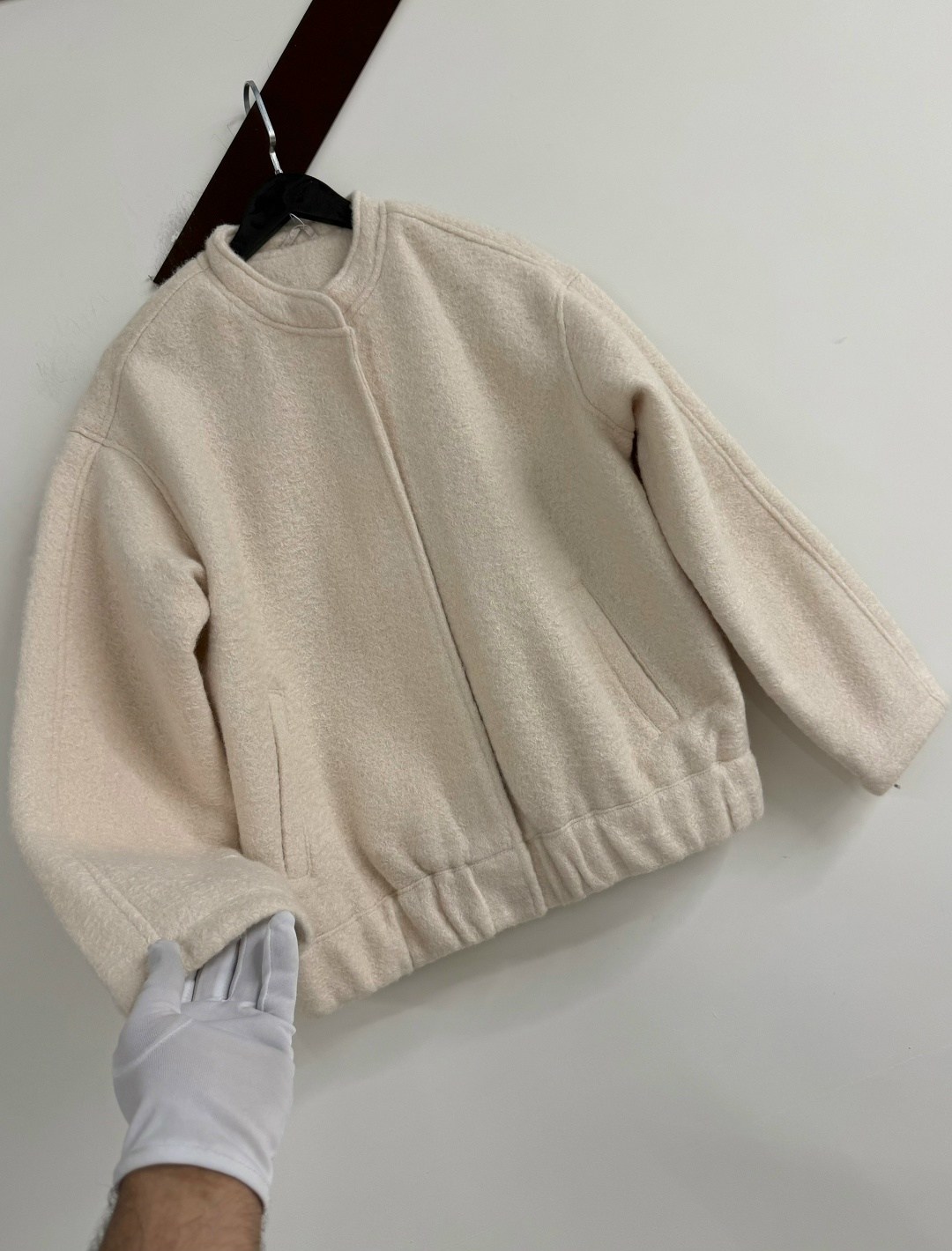 куртка бомбер,бежевый бомбер,куртка оверсайз,женская модная свободная серая теплая куртка,бежевая куртка