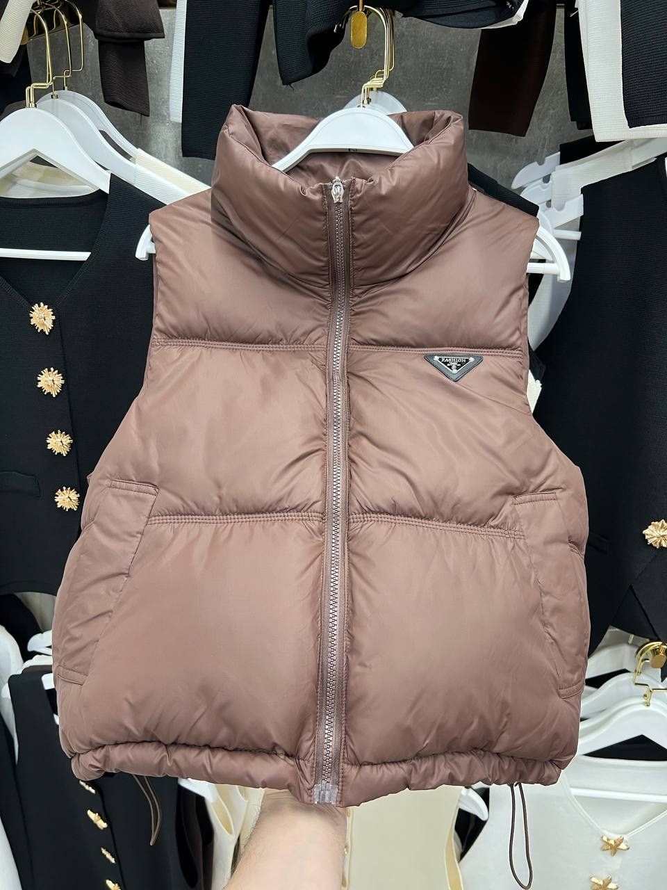 жилетка прада,жилетка мужская prada,жилет мужской prada,жилетка prada,жилет prada