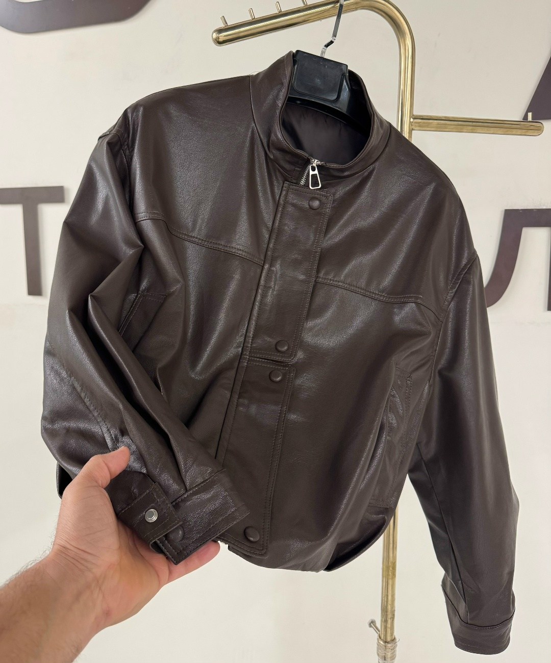 кожаная куртка,кожаная куртка brunello cucinelli,куртка женская кожаная,куртка модная,куртка бомбер