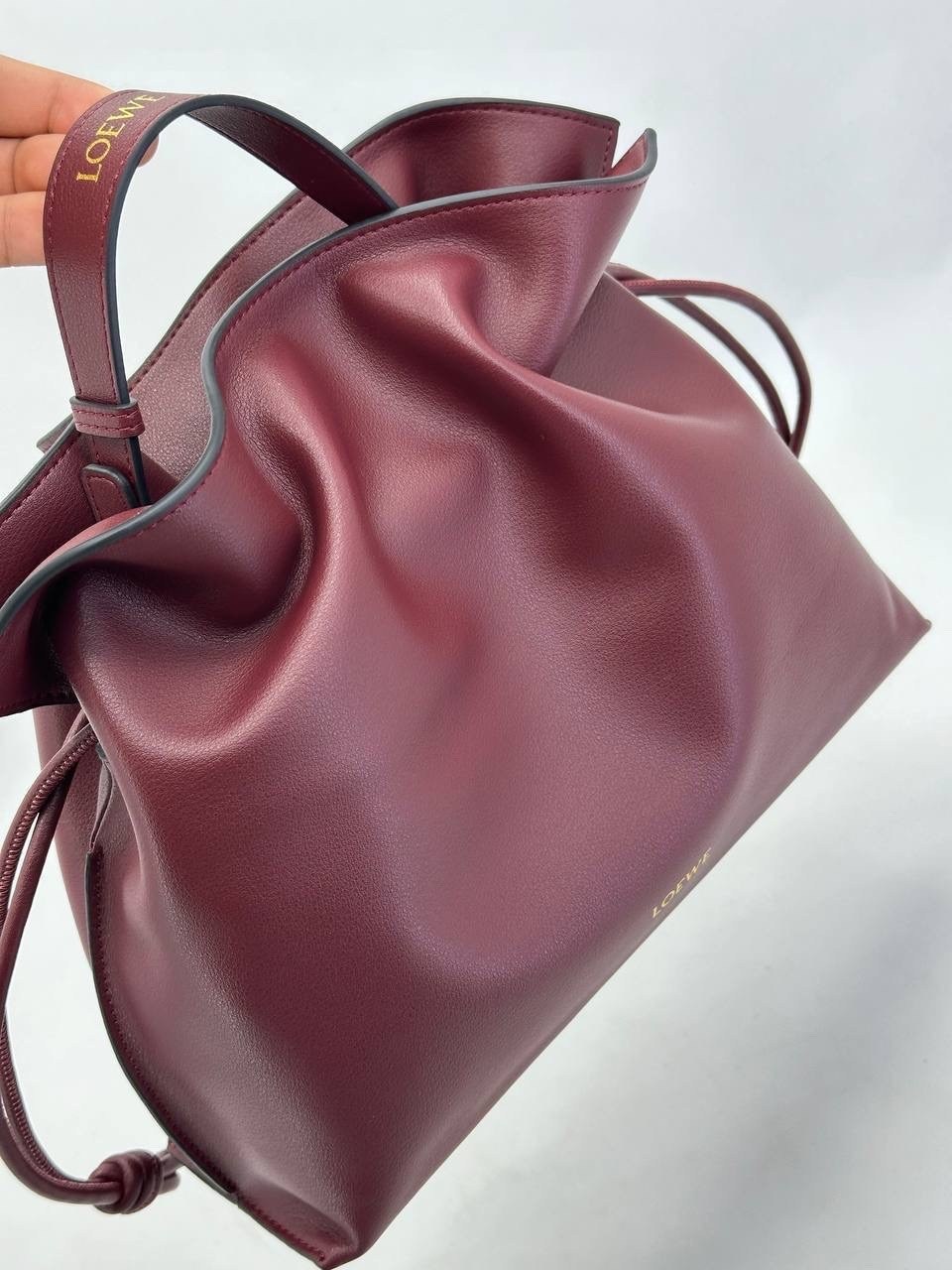 сумка loewe,женская сумка loewe,сумка женская loewe натуральная кожа,сумка,loewe сумка на плечо мешок