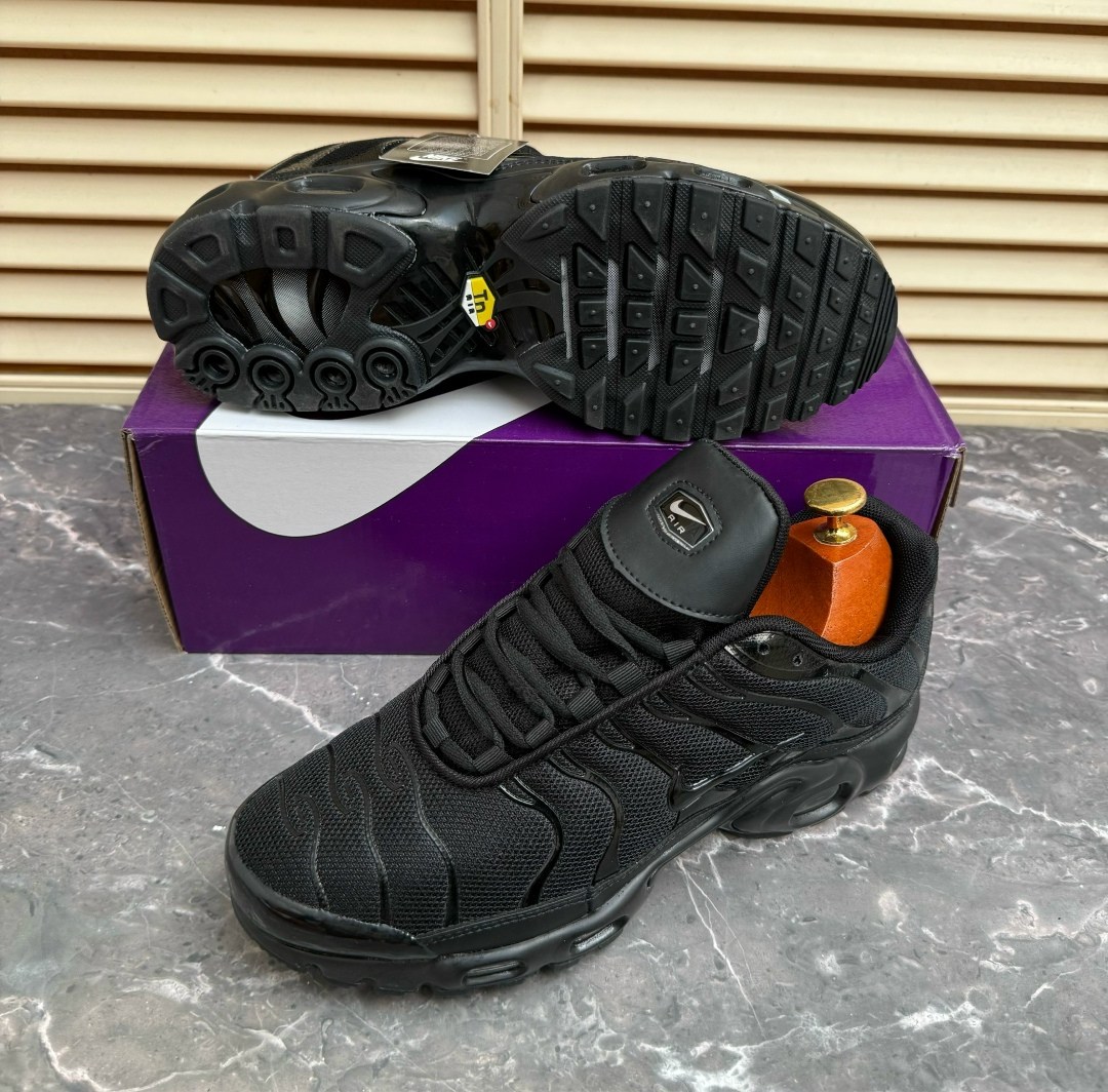 nike air max tn plus black,кроссовки nike air max "tn plus",кроссовки nike air max tn plus мужские,nike air max tn plus,кроссовки nike air max plus