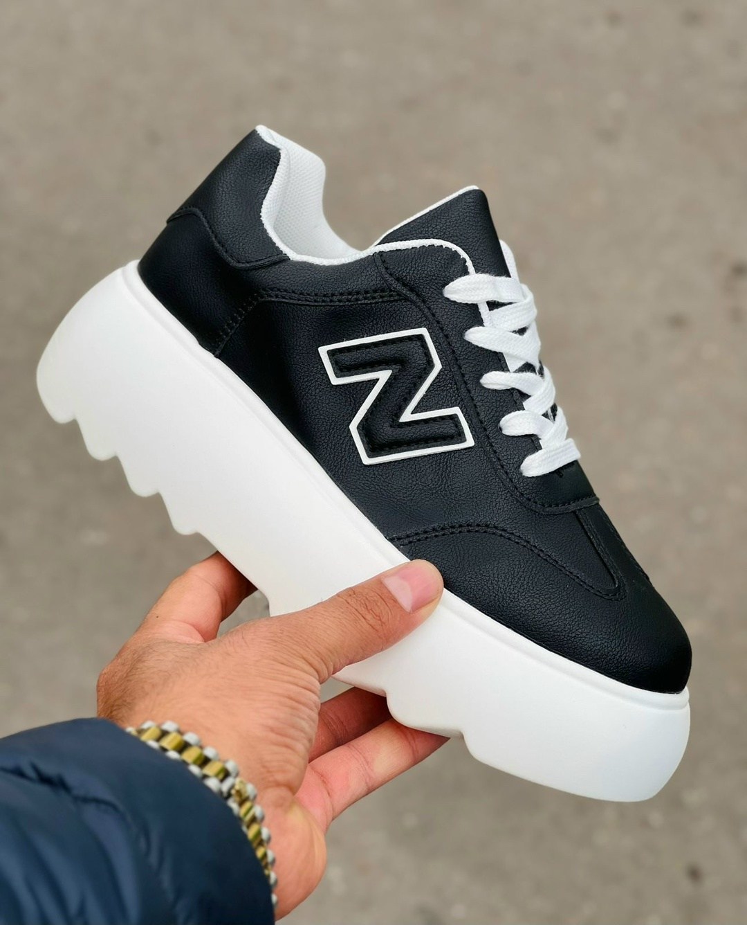 ,женские кроссовки,кроссовки ugg,спортивная , женская