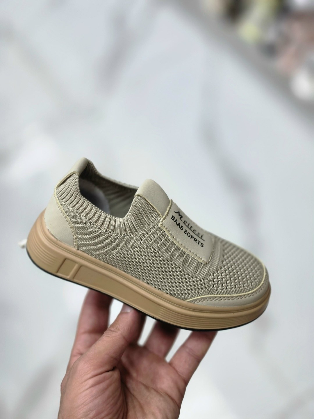 , детская,спортивная ,кроссовки мальчику,брендовая