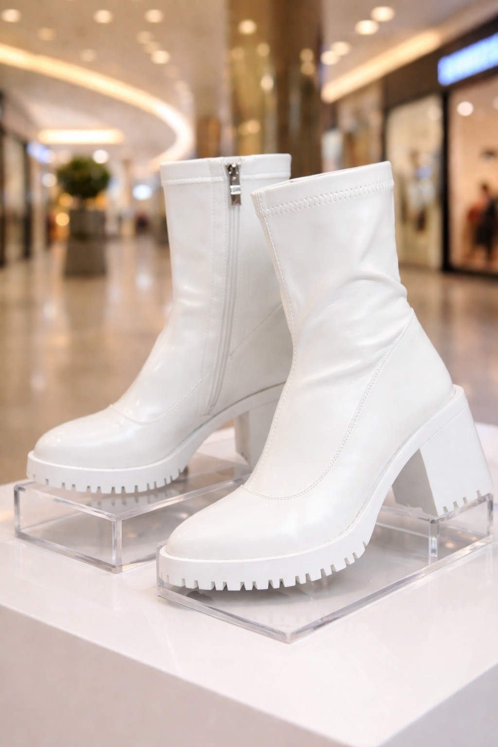 ботильоны женские,ботильоны модные,модная ,женская ,женские ботинки на каблуке