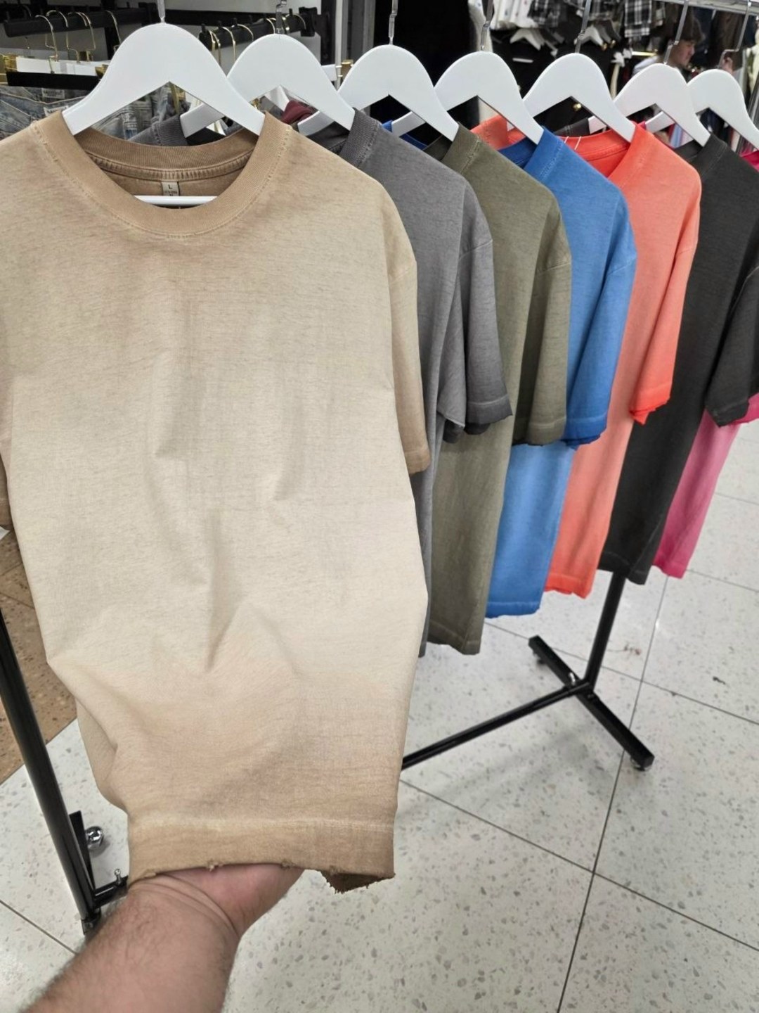 мужская футболка,бежевая футболка,футболка,футболки оверсайз,футболка базовая