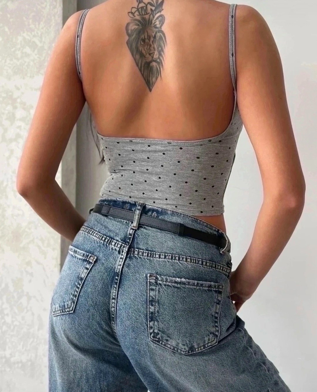 топ женский,топ кроп с чашками на тонких бретельках v_united 329077106,кроп топ,топ черный,топик