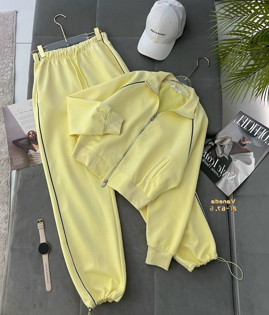 костюм спортивный,костюм женский,стильные костюмы,костюм двойка,женский костюм на флисе