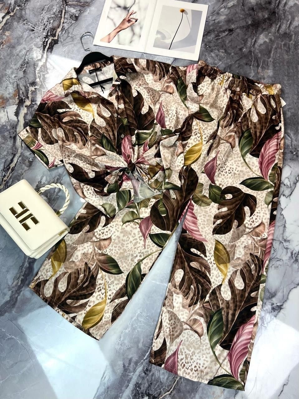 брючный костюм,костюм с брюками,шелковый костюм,костюм классический,летний брючный костюм