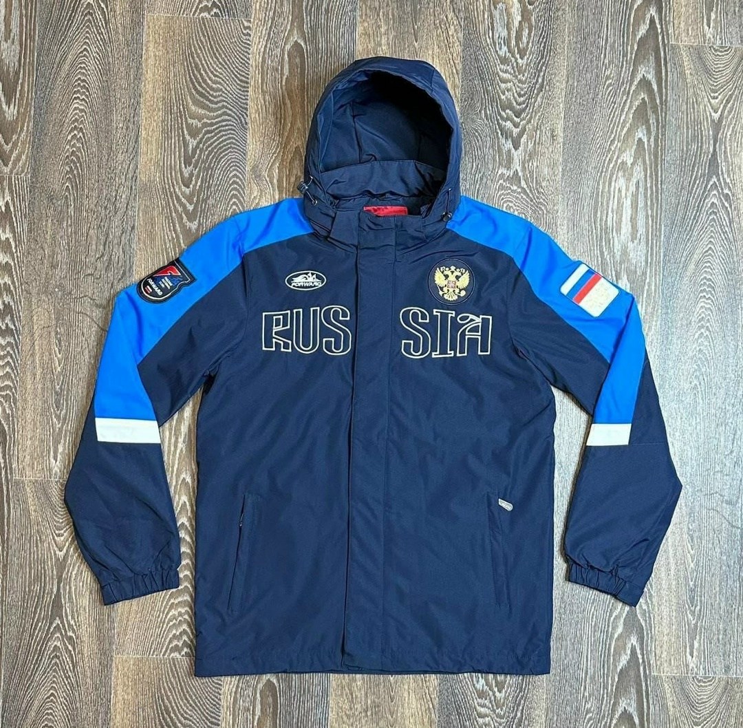 ветровка адидас мужская красная,красная куртка адидас мужская,мужская спортивная куртка adidas,adidas ветровка,куртка adidas