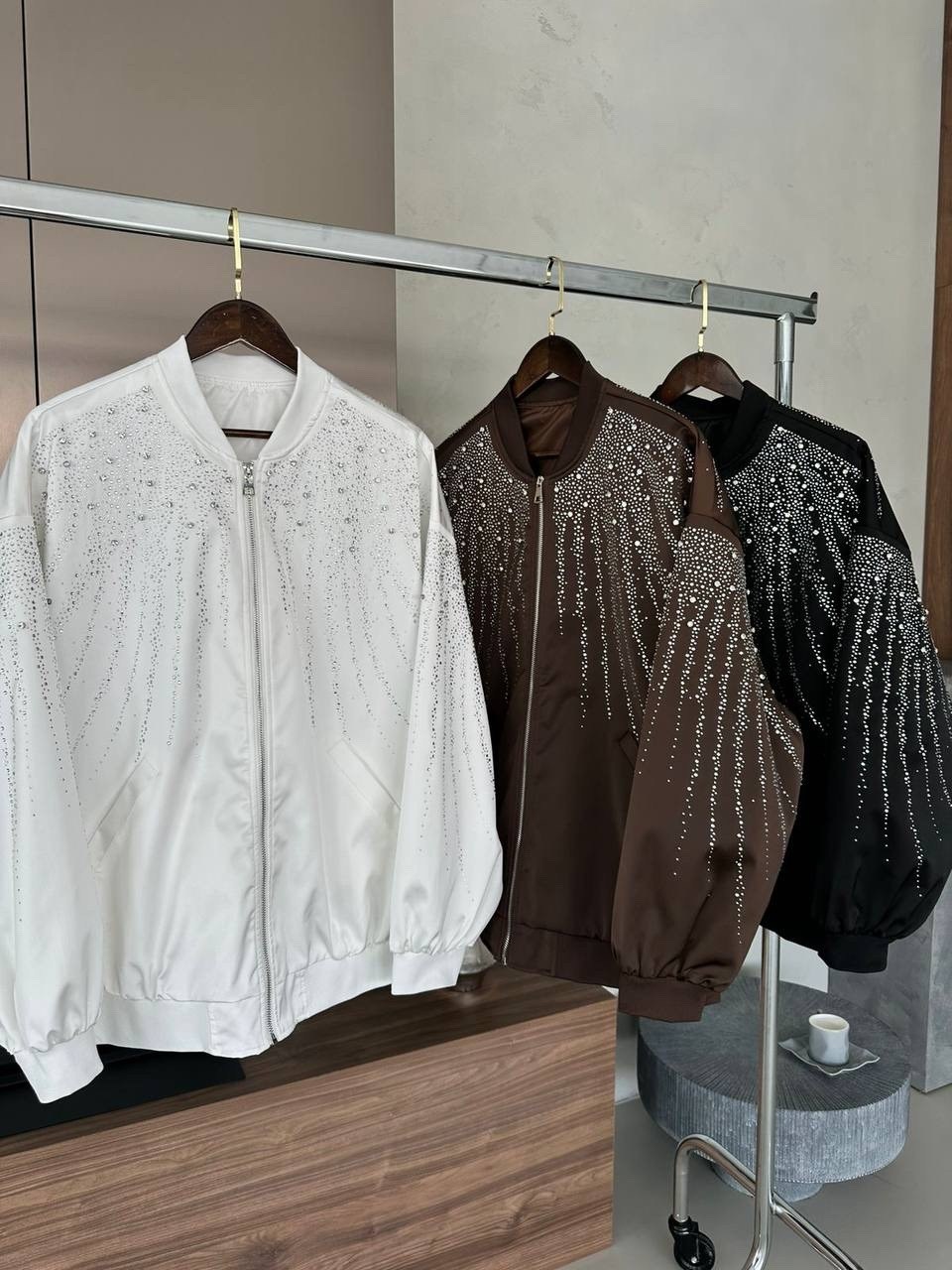 бомбер женская куртка,стильная куртка,куртка бомбер,демисезонная куртка,женский бомбер