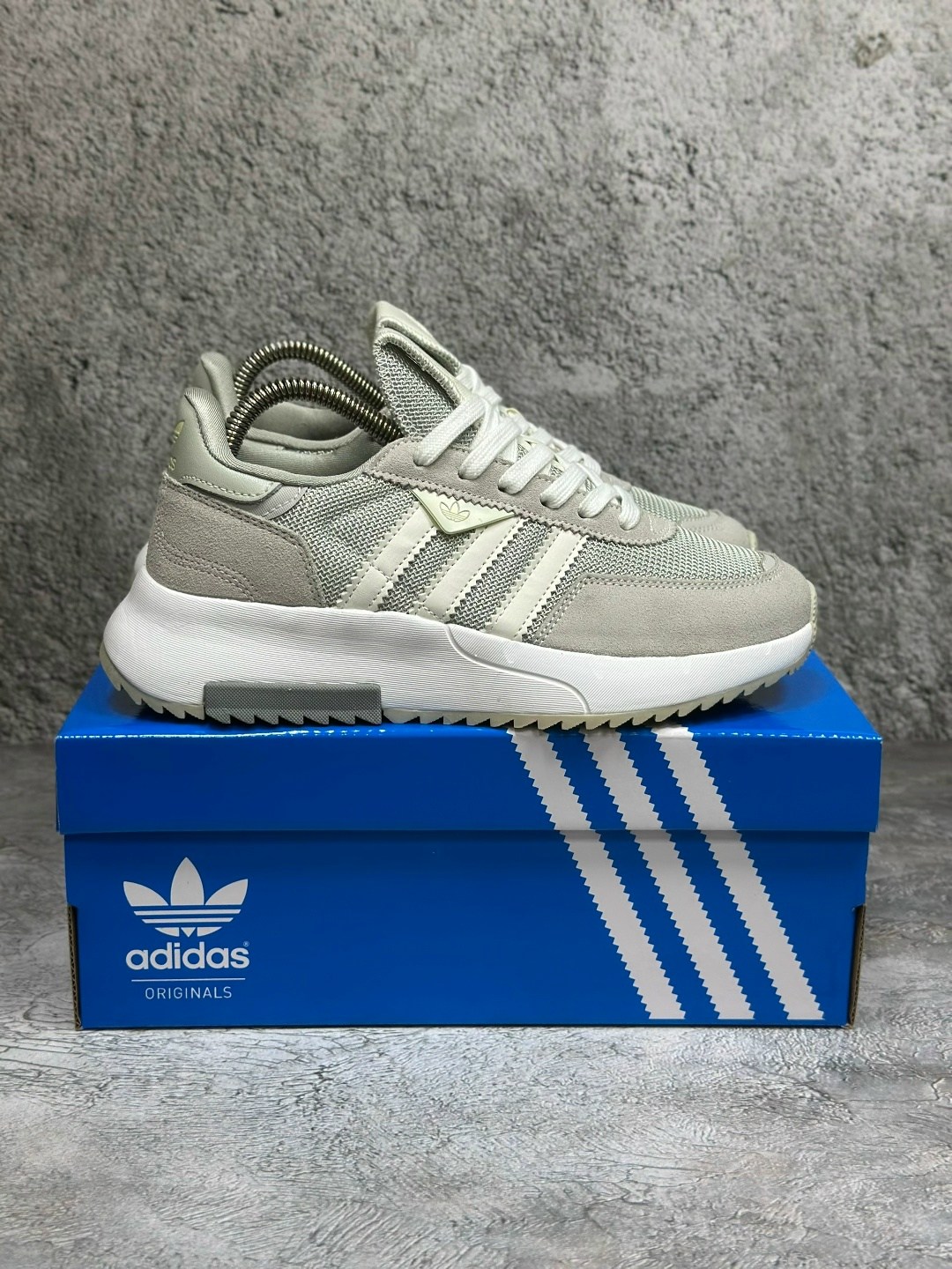 кроссовки adidas,кроссовки женские adidas,кроссовки adidas retropy,мужские кроссовки adidas,кроссовки adidas retropy e 5