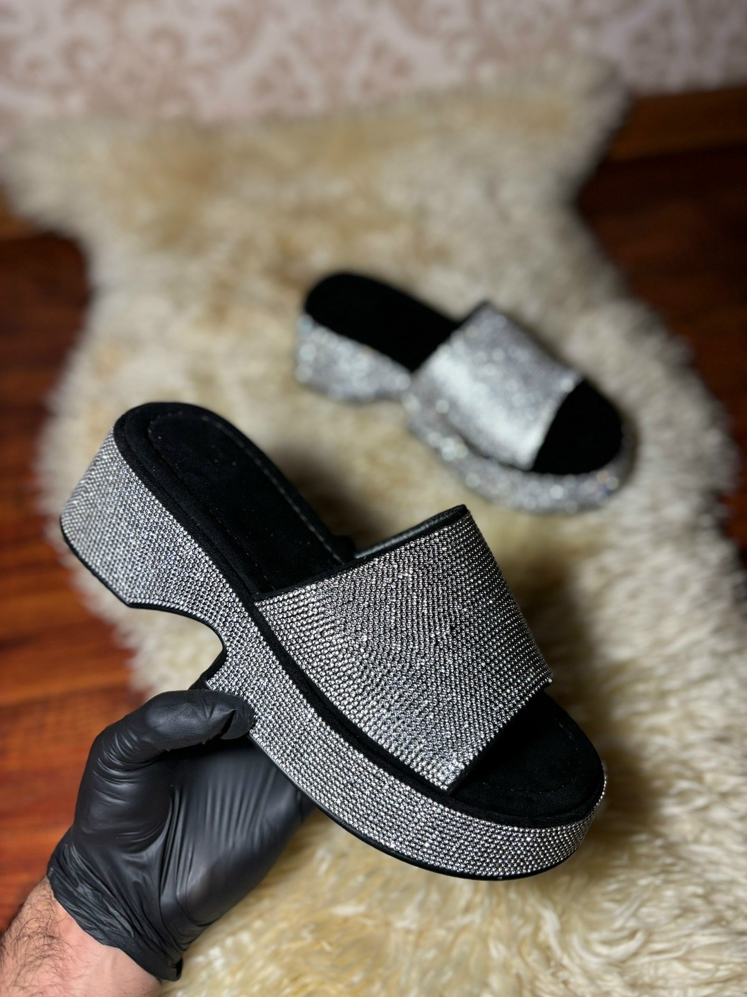 шлепки со стразами,,шлепанцы стразы,шлепанцы женские,женские шлепки