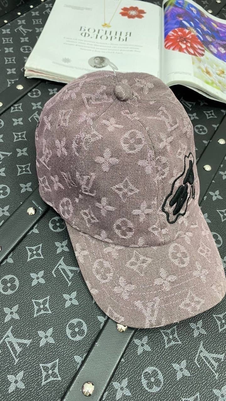 бейсболка louis vuitton,кепка луи виттон белая,бейсболка луи виттон,брендовая бейсболка,стильная бейсболка