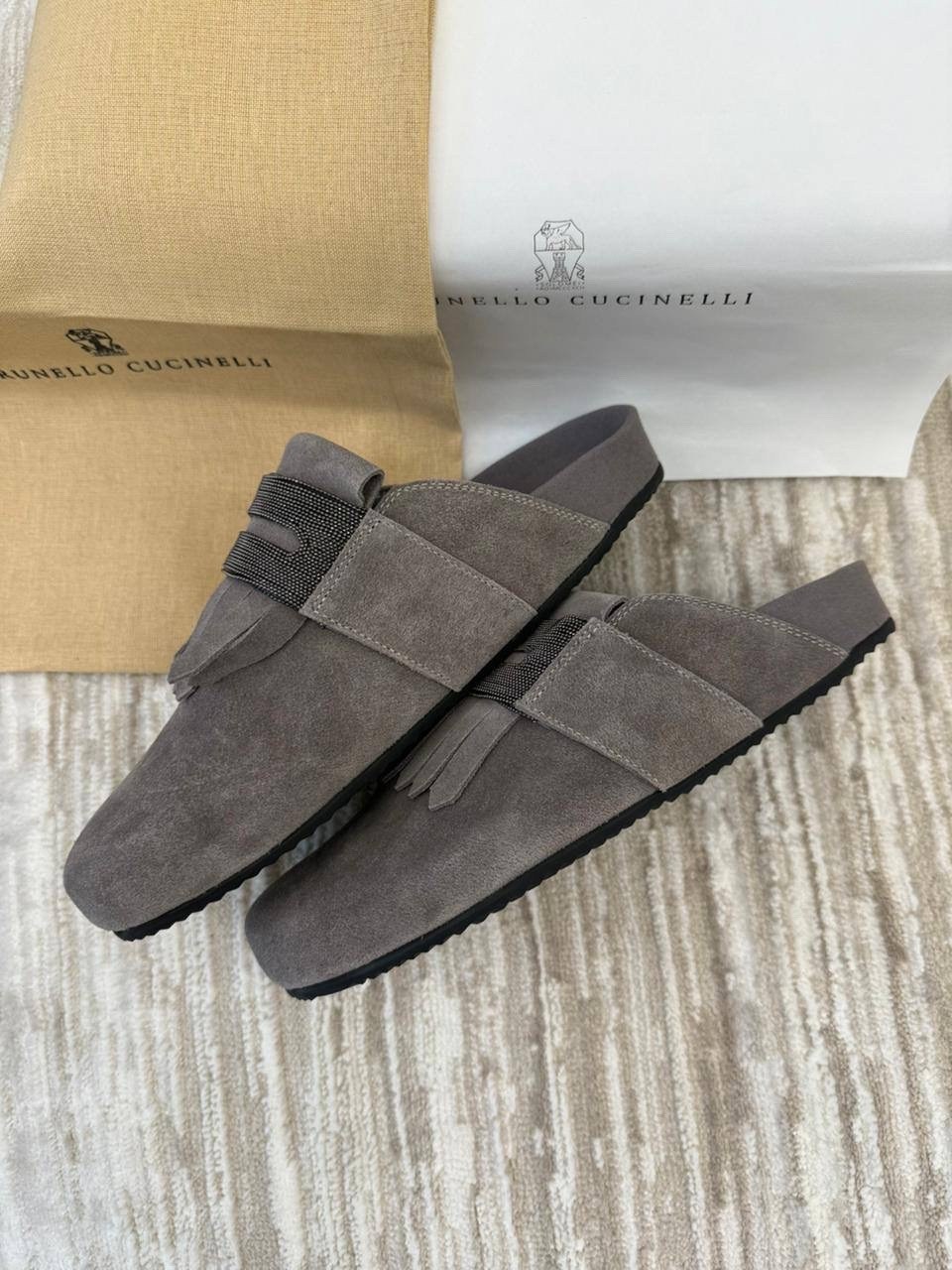 замшевые шлепанцы brunello cucinelli,,шлепанцы brunello cucinelli,мюли brunello cucinelli,тапки мужские